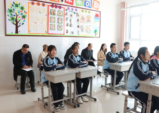 引导学生在实际问题解决中锤炼身手推动差异化教育和个性化指导