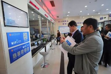 市物价局维护改革发展和人民群众的利益