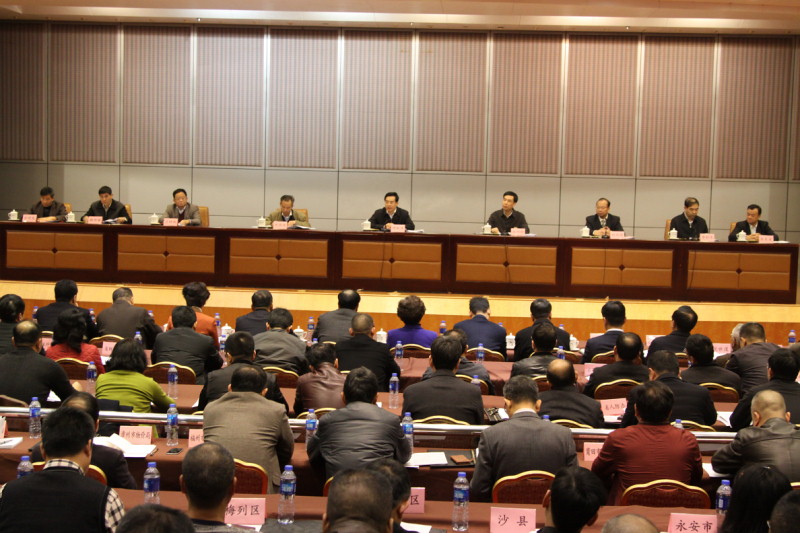 再上新台阶开创新局面尽力做好二〇一七年价格工作